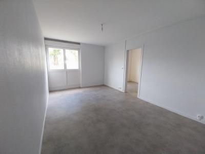 Location Appartement LANGRES  52