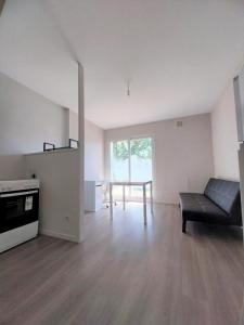 Location Appartement LANGRES  52