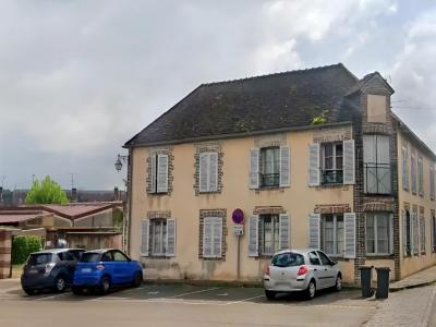 photo For rent House MEZILLES 89