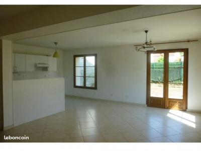 For rent Apartment GOUVIEUX 