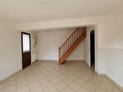 For rent Apartment GOUVIEUX 