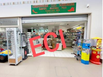 photo For sale Commerce MAGNY-LES-HAMEAUX 78