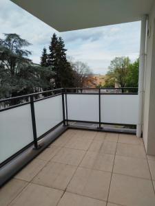 photo For rent Apartment SAINT-FONS 69