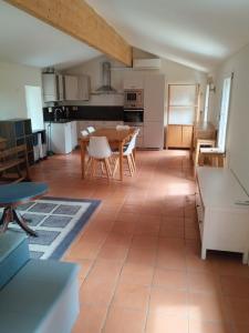 Location Appartement PORT-SAINTE-FOY-ET-PONCHAPT  33