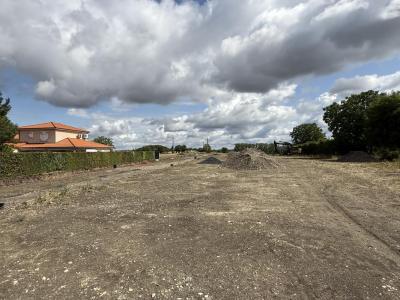 Vente Terrain REIGNAT  63