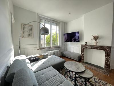 photo For rent Apartment MADELEINE 59