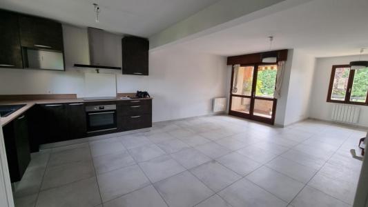 Location Appartement JARRIE  38
