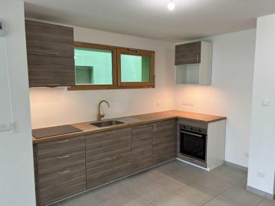 For rent Apartment PONT-DE-CLAIX  38