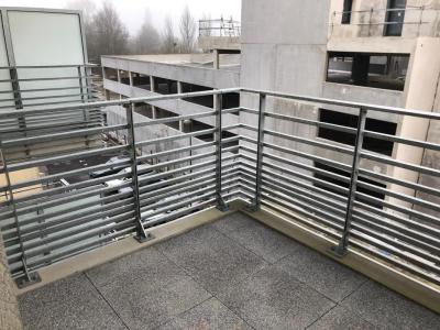 Location Appartement REZE  44