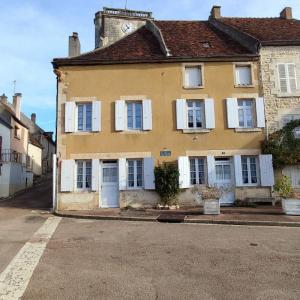 For sale House VEZELAY  89