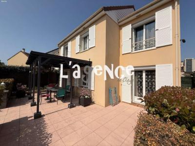 For sale House CLAYE-SOUILLY  77