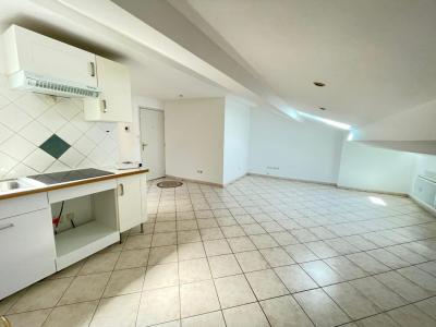 Location Appartement 2 pièces MARSEILLE-2EME-ARRONDISSEMENT 13002