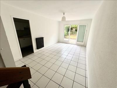For rent House NOISIEL  77