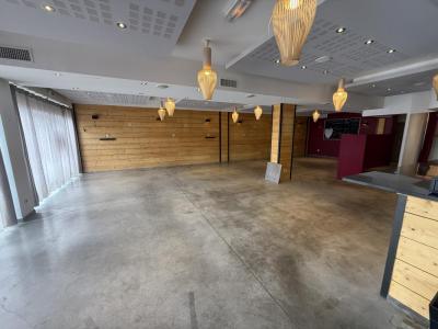 Location Local commercial EGUILLES 13510