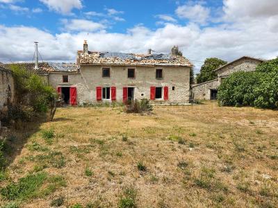 Vente Maison 5 pièces CHENAY 79120