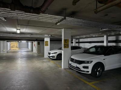 photo For rent Parking LYON-3EME-ARRONDISSEMENT 69