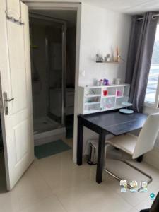 Location Appartement PARIS-1ER-ARRONDISSEMENT  75