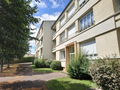 photo For rent Apartment SAINT-GENGOUX-LE-NATIONAL 71