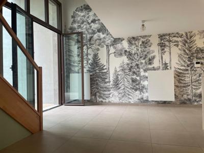 photo For rent Apartment LYON-7EME-ARRONDISSEMENT 69