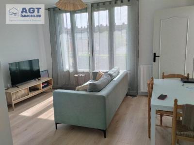 photo For rent Apartment BEAUVAIS 60