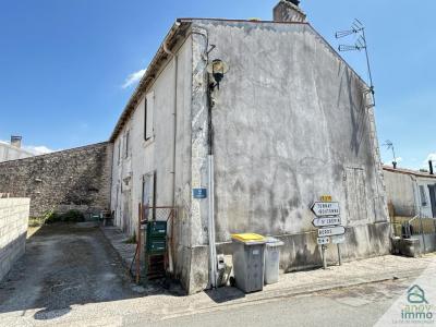 For sale Apartment building SAINT-COUTANT-LE-GRAND  17