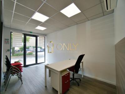 Vente Local commercial JASSANS-RIOTTIER 01480