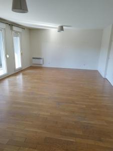 Location Appartement 4 pièces LYON-7EME-ARRONDISSEMENT 69007