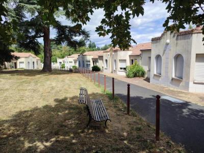 For rent House REUILLY 