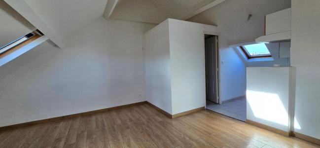 Location Appartement SOISSONS  02