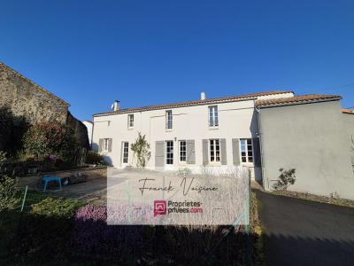 Vente Maison 8 pièces SAINT-PAUL-EN-PAREDS 85500