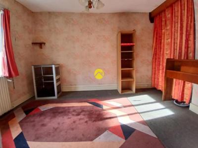 For sale House COMMENTRY  03