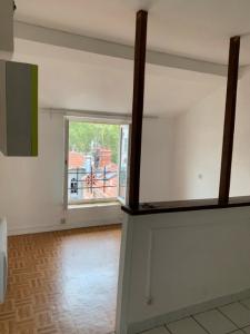 photo For rent Apartment LYON-1ER-ARRONDISSEMENT 69