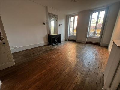 Location Appartement CALUIRE-ET-CUIRE  69