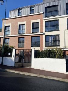 Location Appartement GARCHES  92
