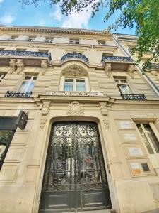 Location Appartement PARIS-16EME-ARRONDISSEMENT  75