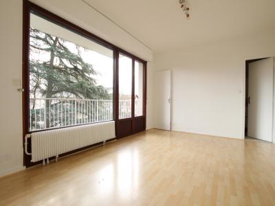 photo For rent Apartment LYON-5EME-ARRONDISSEMENT 69
