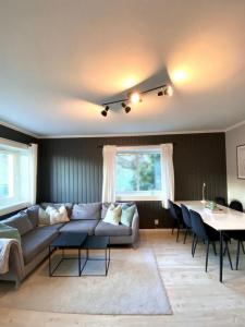 photo For rent Apartment MONTREUIL 93