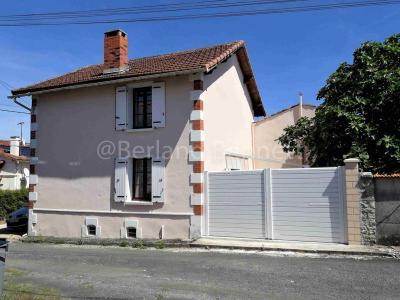 Vente Maison 4 pièces CHIVES 17510