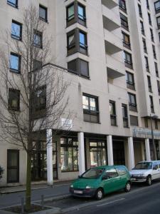 photo For rent Commerce SAINT-ETIENNE 42