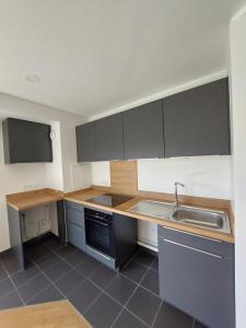Location Appartement 2 pices SURESNES 92150