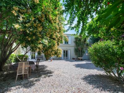 Vente Maison 9 pièces CABANNES 13440