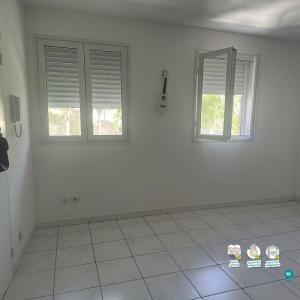 photo For rent Apartment NIMES 30