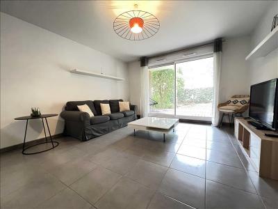 photo For rent Apartment EYSINES 33