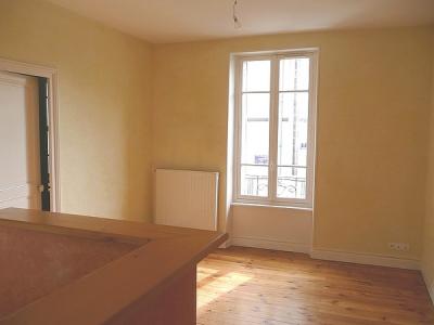 For rent Apartment CLERMONT-FERRAND 