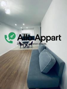 photo For rent Apartment LYON-6EME-ARRONDISSEMENT 69