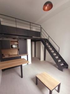 photo For rent Apartment SAINT-ETIENNE 42