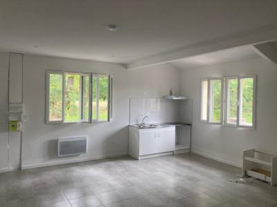 Location Appartement 3 pièces CAVIGNAC 33620