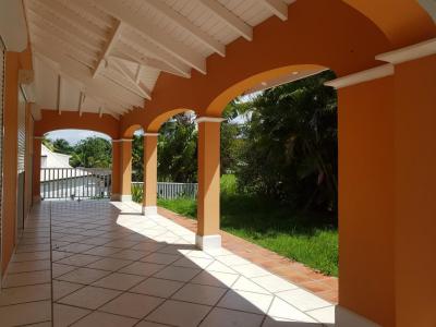 For rent House BAIE-MAHAULT 
