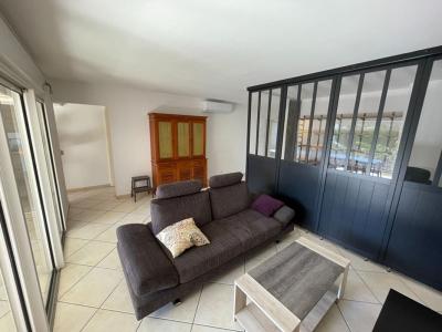 photo For rent Apartment POSSESSION 974
