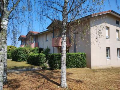 photo For rent Apartment ATTIGNAT 01